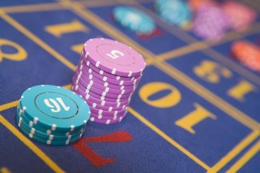 Habanero baccarat table with live dealer and player betting interface